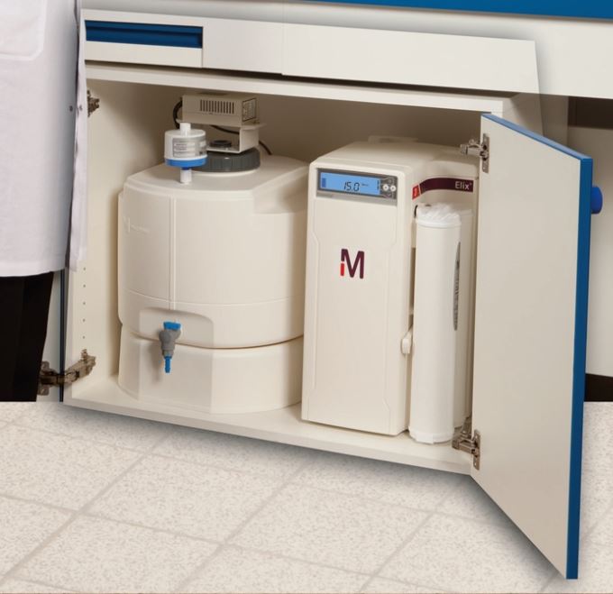 Demineralizatory, Stacje uzdatniania wody aptek i laboratorium Merck Millipore Elix Essential 10 UV
