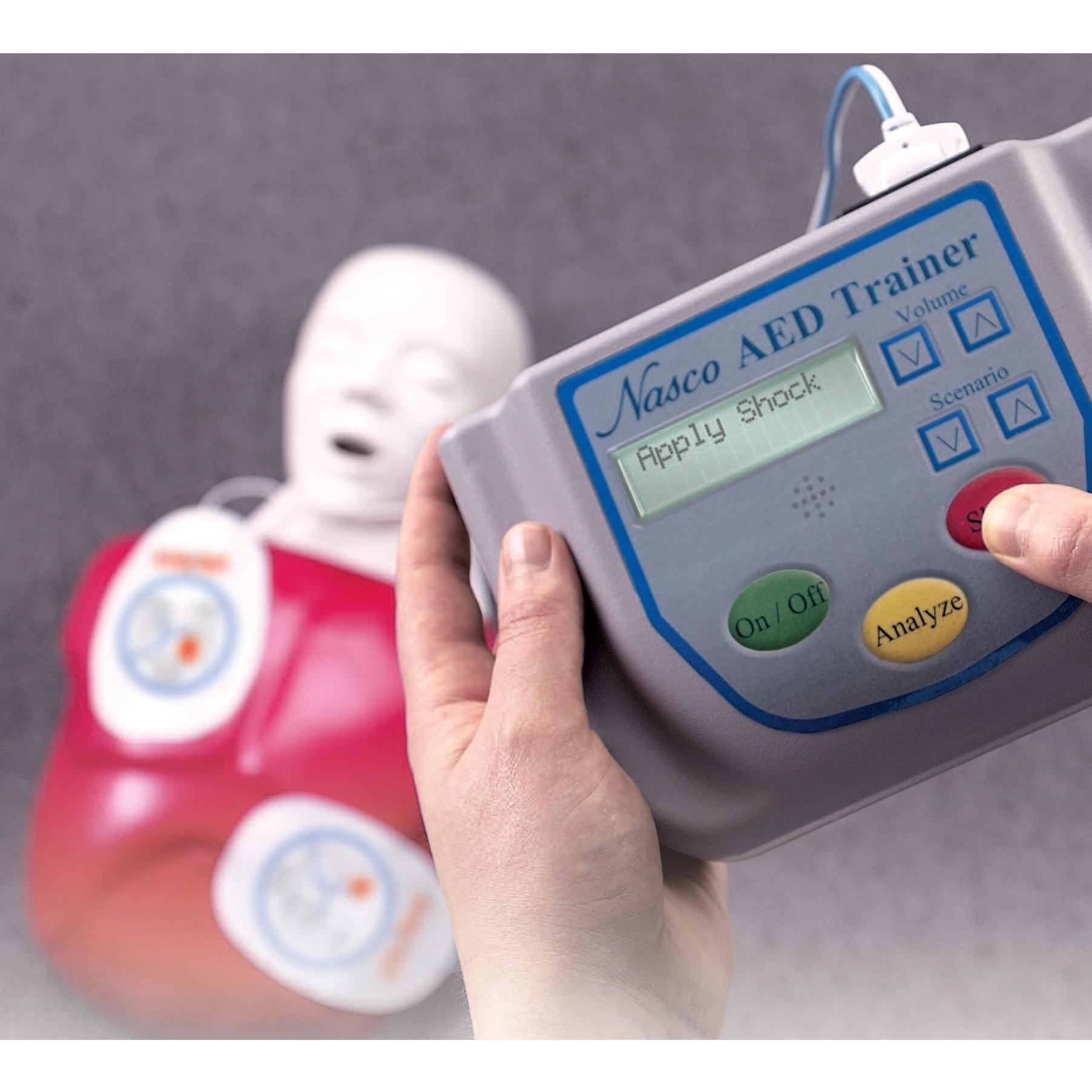 Defibrylatory treningowe Nasco Trenażer Nasco AED z Fantomem BasicBuddy CPR