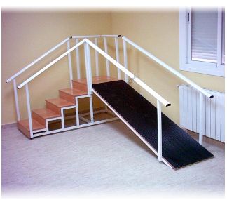 Schody rehabilitacyjne z pochylnią ENRIQUE GONZALEZ CABALLERO 790-FM-069