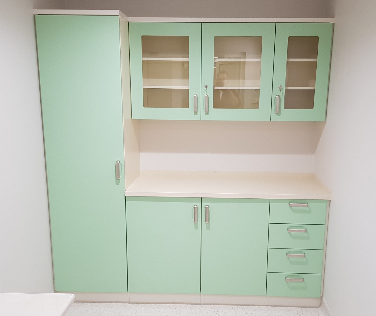 Systemy mebli modułowych KLAROMED KLAROLINE