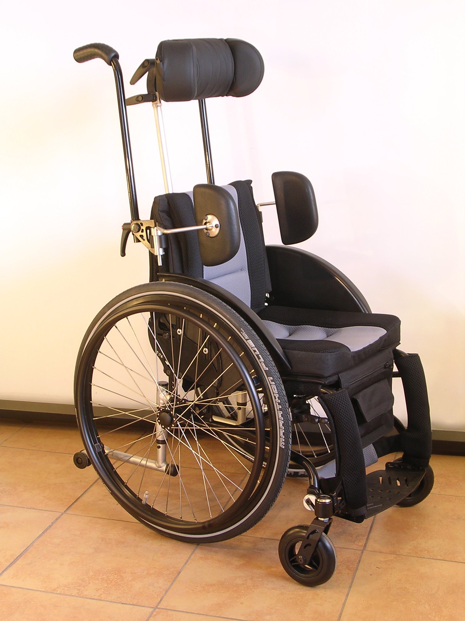 Wózki inwalidzkie dziecięce Meyra AMIGO