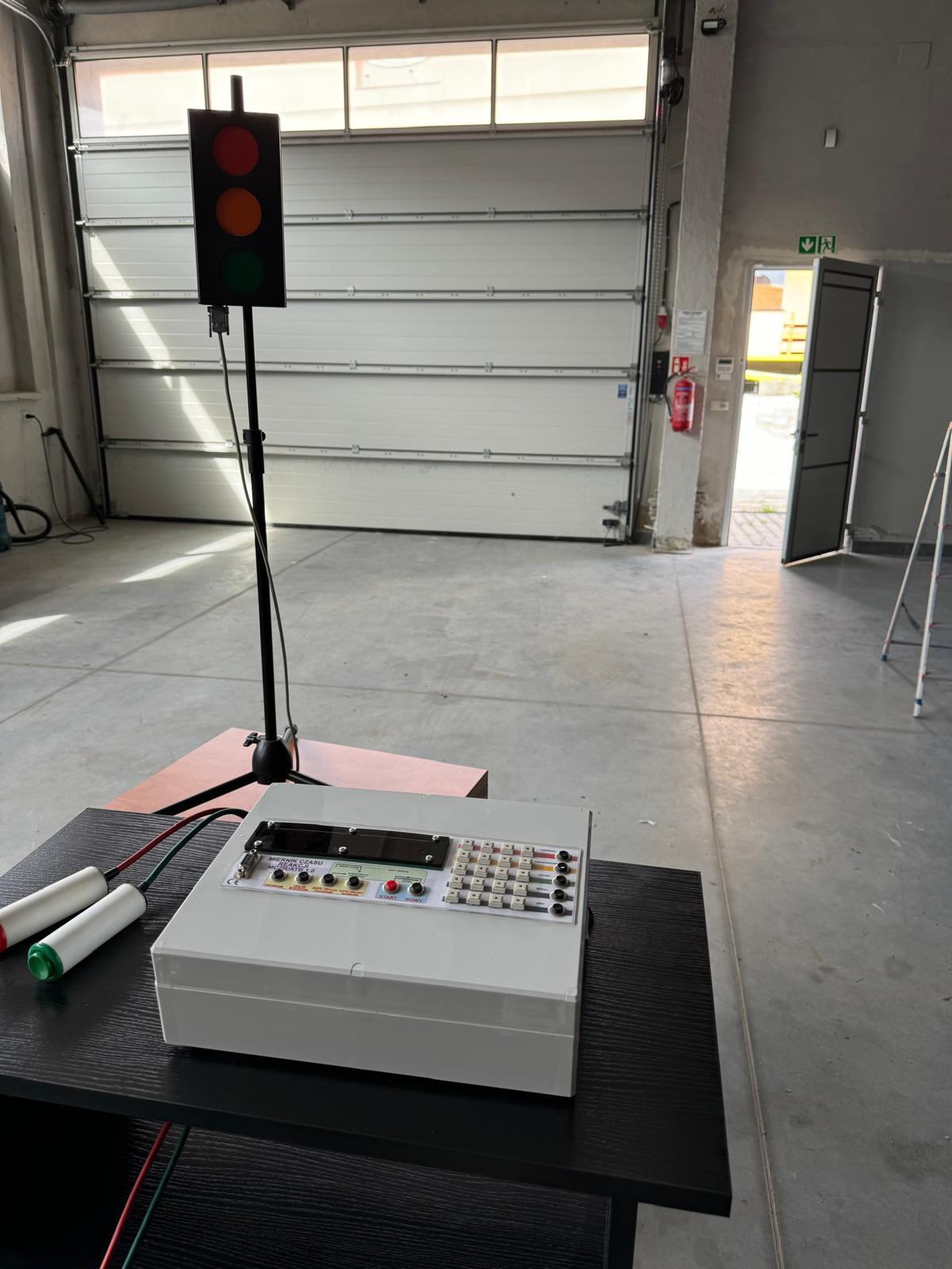 Aparaty do badań psychotechnicznych kierowców-używane B/D Kompletny zestaw do badań  psychotechnicznych kierowców