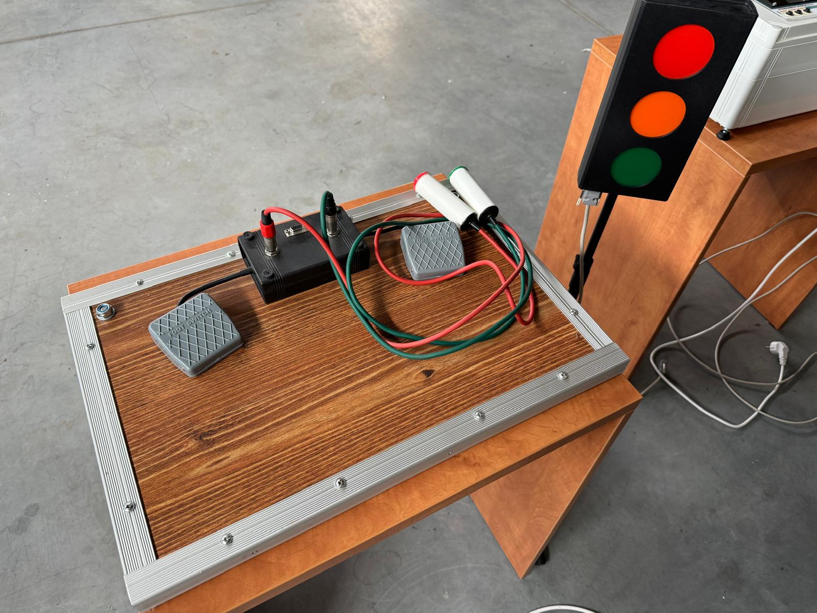 Aparaty do badań psychotechnicznych kierowców-używane B/D Kompletny zestaw do badań  psychotechnicznych kierowców