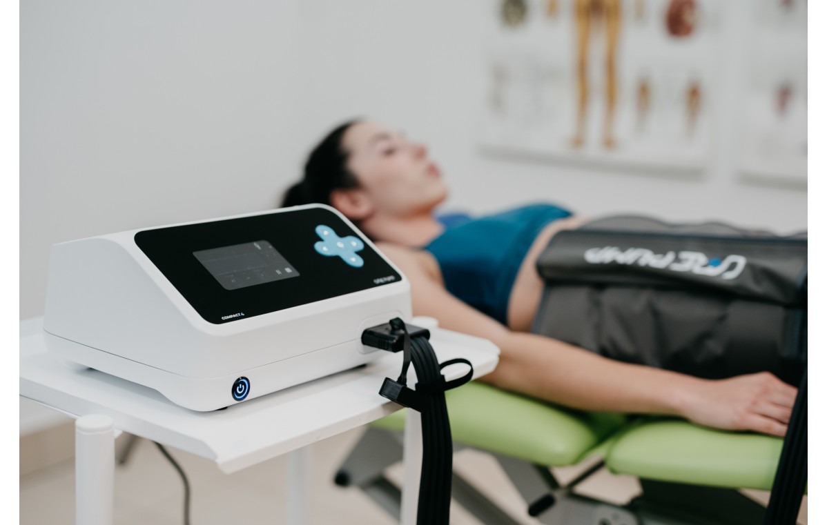 Aparaty do presoterapii - masażu uciskowego CarePump Compact4