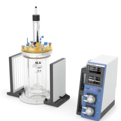 Bioreaktory laboratoryjne IKA Algaemaster 10 control
