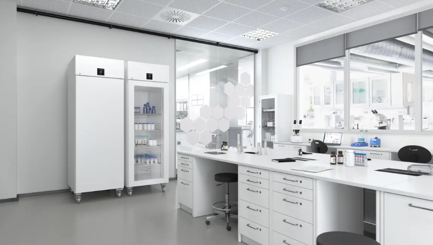 Chłodziarki farmaceutyczne i laboratoryjne Liebherr SRPvg 6501 / 6511 / 8401 / 8411