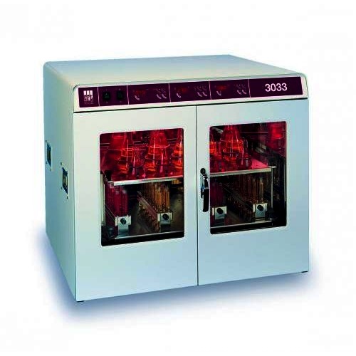 Cieplarki laboratoryjne (inkubatory) GFL 3031/3032/3033
