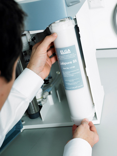 Demineralizatory, Stacje uzdatniania wody aptek i laboratorium ELGA PURELAB Classic UV