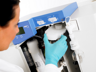 Demineralizatory, Stacje uzdatniania wody aptek i laboratorium ELGA PURELAB Option-R 7