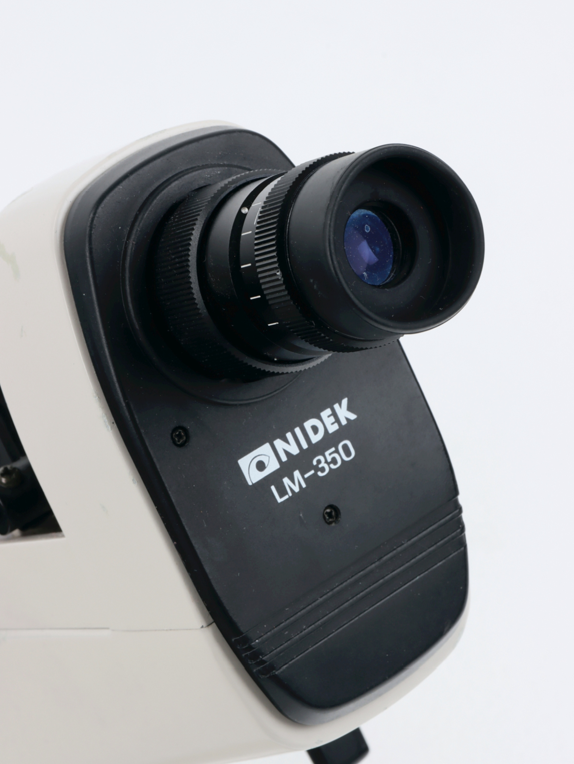 Dioptriomierze używane B/D NIdek LM-350 - Praiston rekondycjonowany