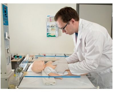 Fantomy szkoleniowe Resusci Baby QCPR + panel Skillguide