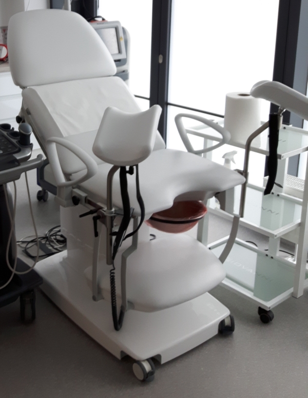 Fotele ginekologiczne GOLEM 6 ESP zabiegowy