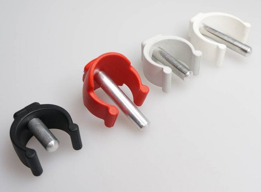 Klipsy mocujące rury do wózków inwalidzkich Recomedic M-CLIP