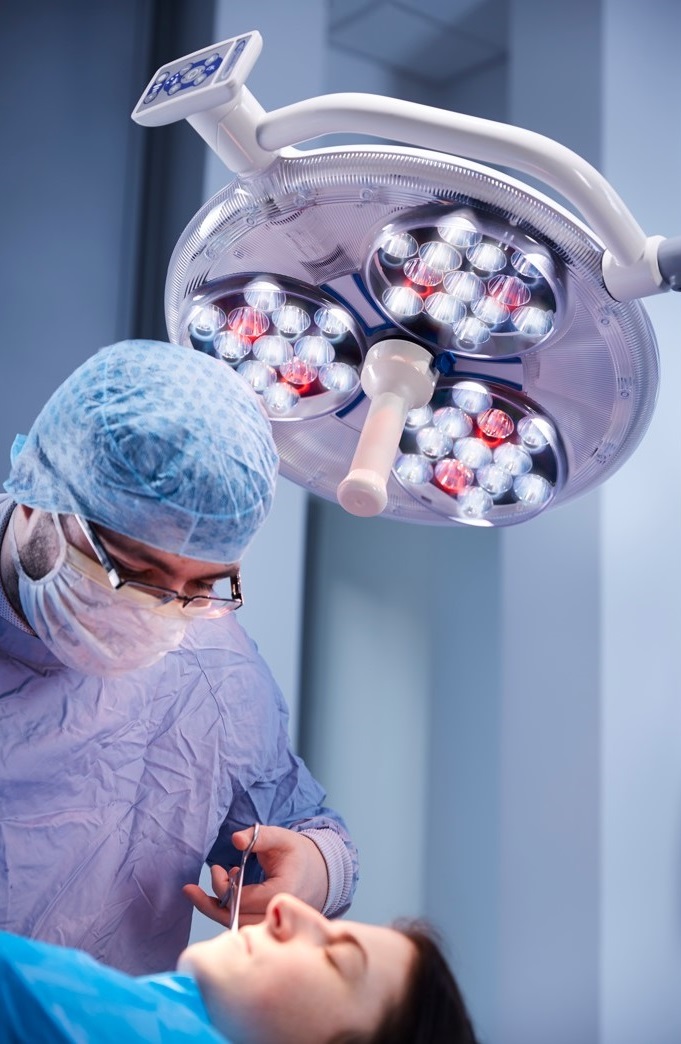 Lampy operacyjne pojedyncze Brandon-Medical Astramax