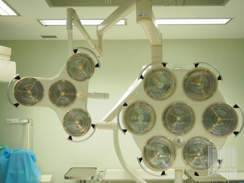 Lampy operacyjne używane Heraeus HANAULUX 2007/2004 - Praiston rekondycjonowany