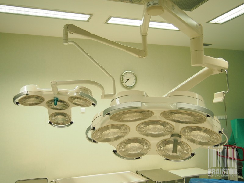 Lampy operacyjne używane Heraeus HANAULUX 2007/2004 - Praiston rekondycjonowany