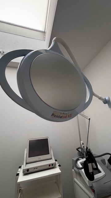 Lampy operacyjne używane RIMSA Lampa Pentaled 12 Używana