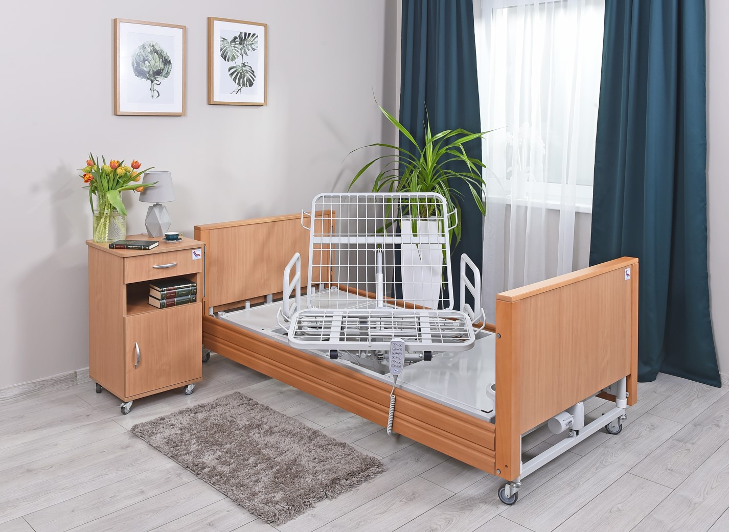 Łóżka rehabilitacyjne pozaszpitalne (do opieki długoterminowej) Metalowiec sp. z o.o. SABINA