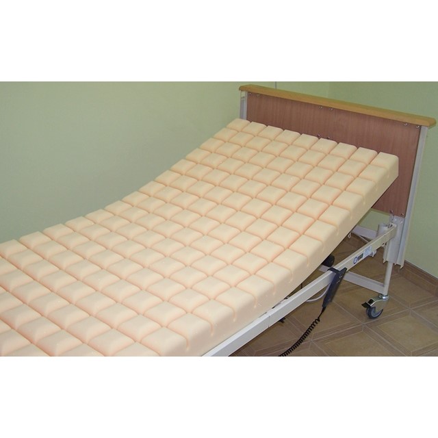 Materace przeciwodleżynowe piankowe, visco, żelowe REHAN Gofer