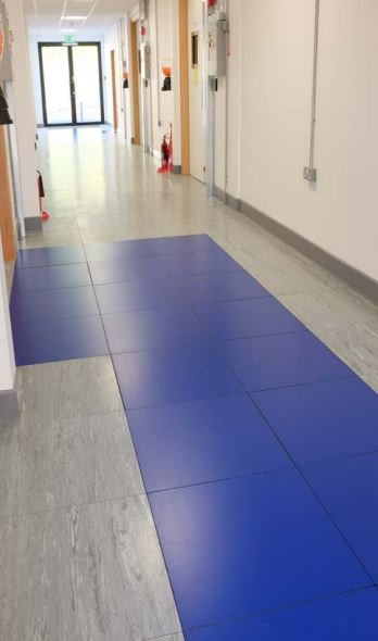 Maty dekontaminacyjne Dycem Access Tiles