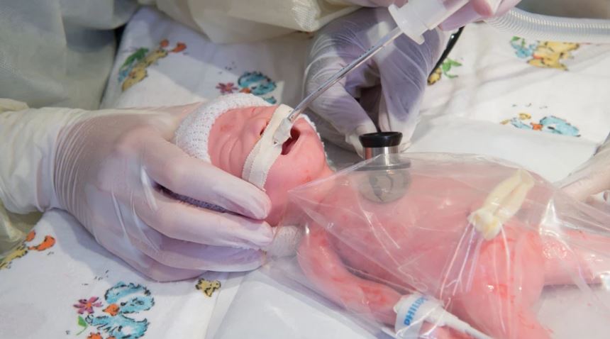 Modele / Manekiny pielęgnacyjne - dzieci i niemowlęta Laerdal Premature Anne