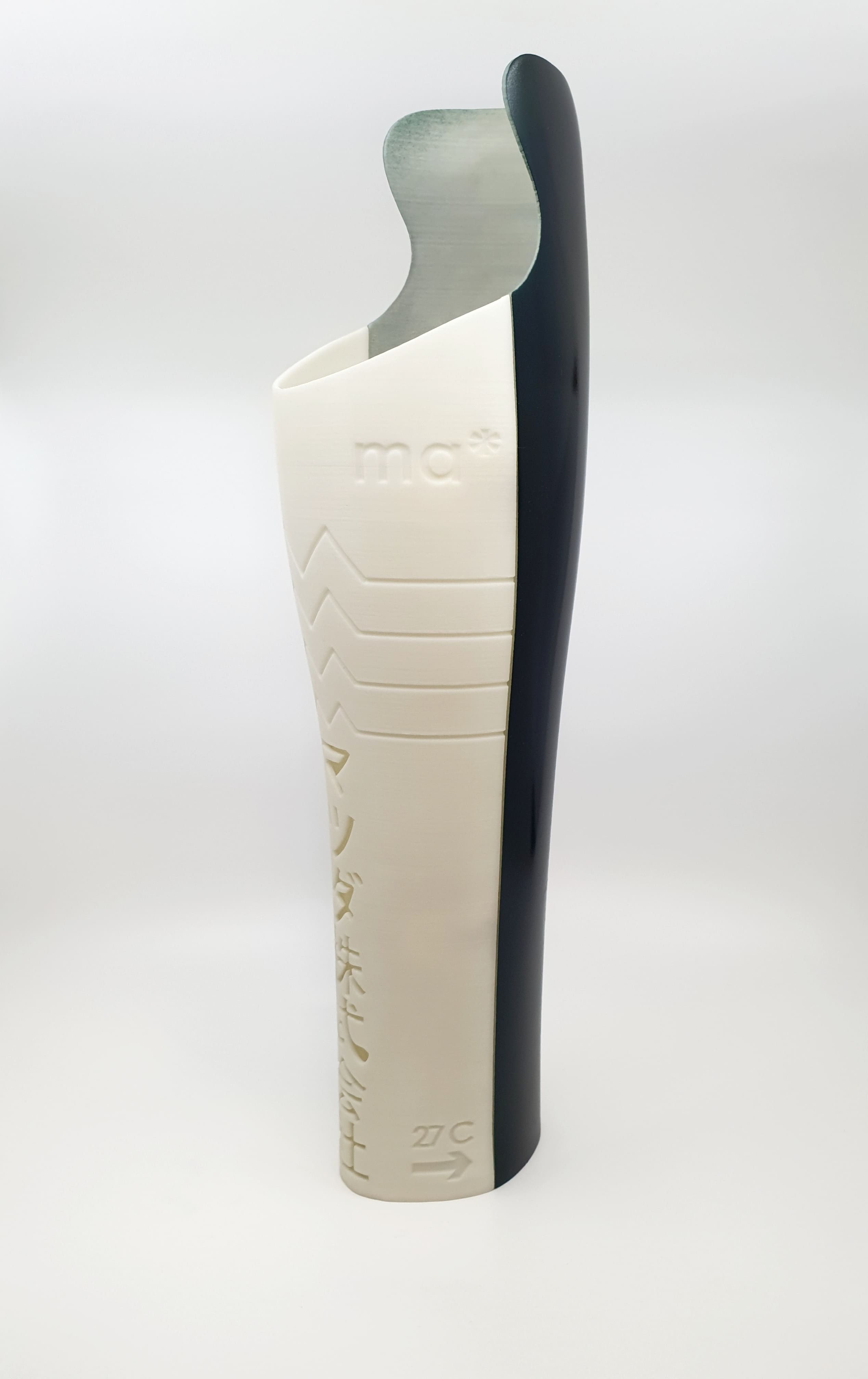 Osłony kosmetyczne protez kończyn dolnych Design Pro Technology Lakier