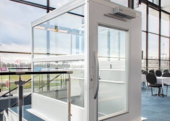 Podnośniki platformowe (windy dla niepełnosprawnych) CIBES LIFT AB CIBES A8000