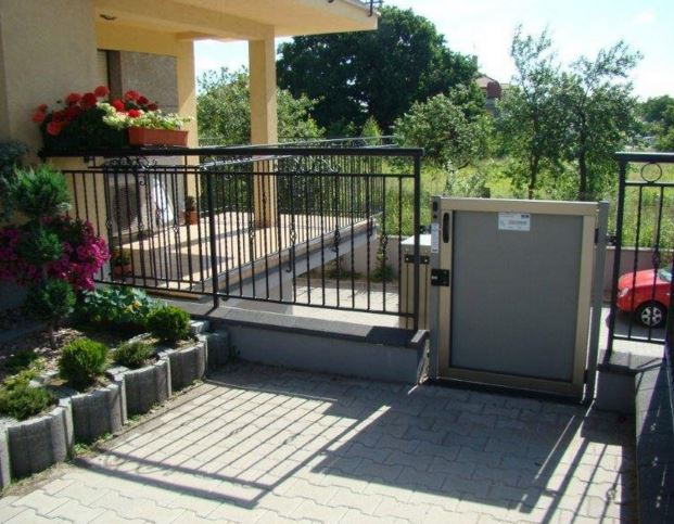 Podnośniki platformowe (windy dla niepełnosprawnych) Garaventa OPAL podnośnik śrubowy do 3 m