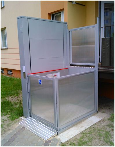 Podnośniki platformowe (windy dla niepełnosprawnych) Producent - Polska B900