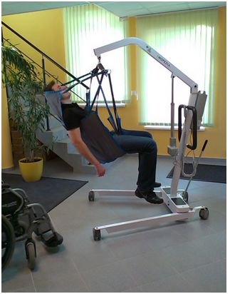 Podnośniki transportowo - kąpielowe jezdne Producent - Włochy RP 806