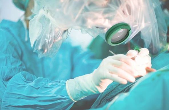 Pokrowce na urządzenia medyczne na salę operacyjną SPIGGLE & THEIS Sterylne osłony