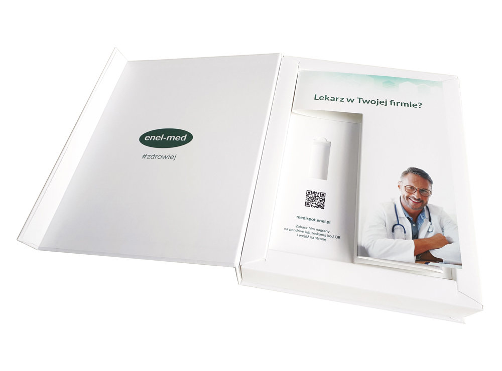 Pudełka ozdobne oklejane Irbox Pudełka oklejane z tektury twardej (litej) typu rigid box.