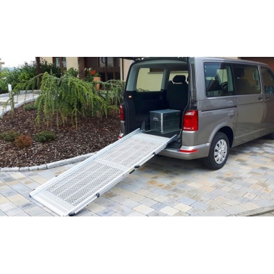 Rampy (podjazdy) do wózków inwalidzkich TITAN załadowcza