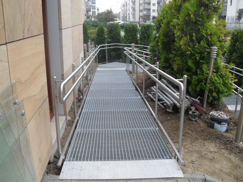 Rampy (podjazdy) do wózków inwalidzkich WIBO-BT Podjazdy dla niepełnosprawnych WIBO-BT