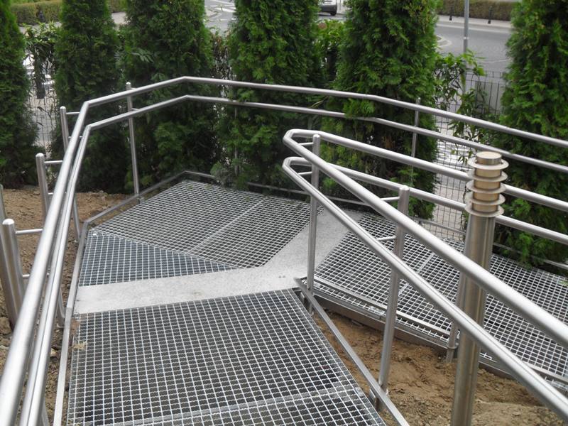 Rampy (podjazdy) do wózków inwalidzkich WIBO-BT Podjazdy dla niepełnosprawnych WIBO-BT