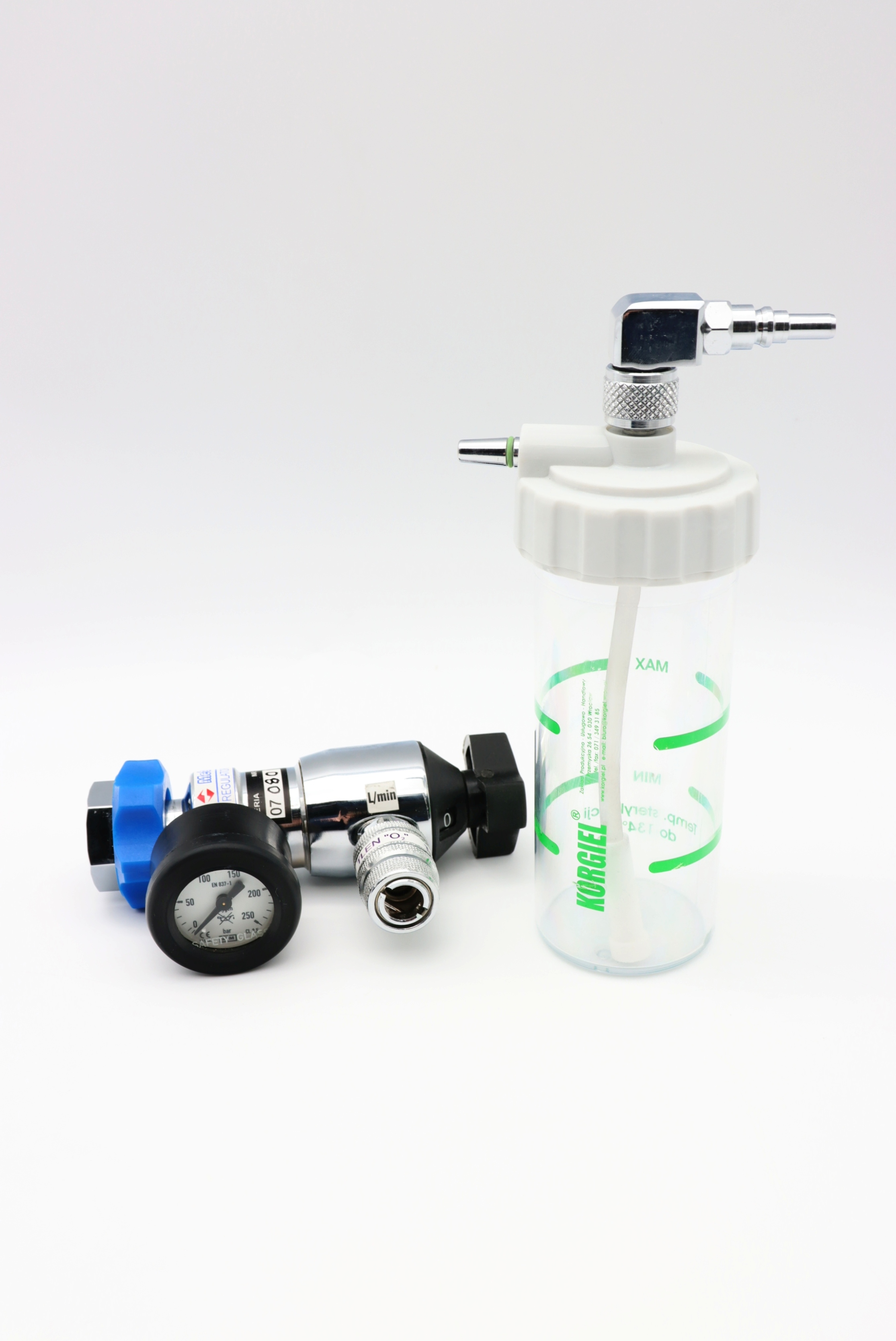 Reduktory tlenu, powietrza i innych gazów medycznych używane METALERG Typ Z-100.2.1.P - Praiston rekondycjonowane