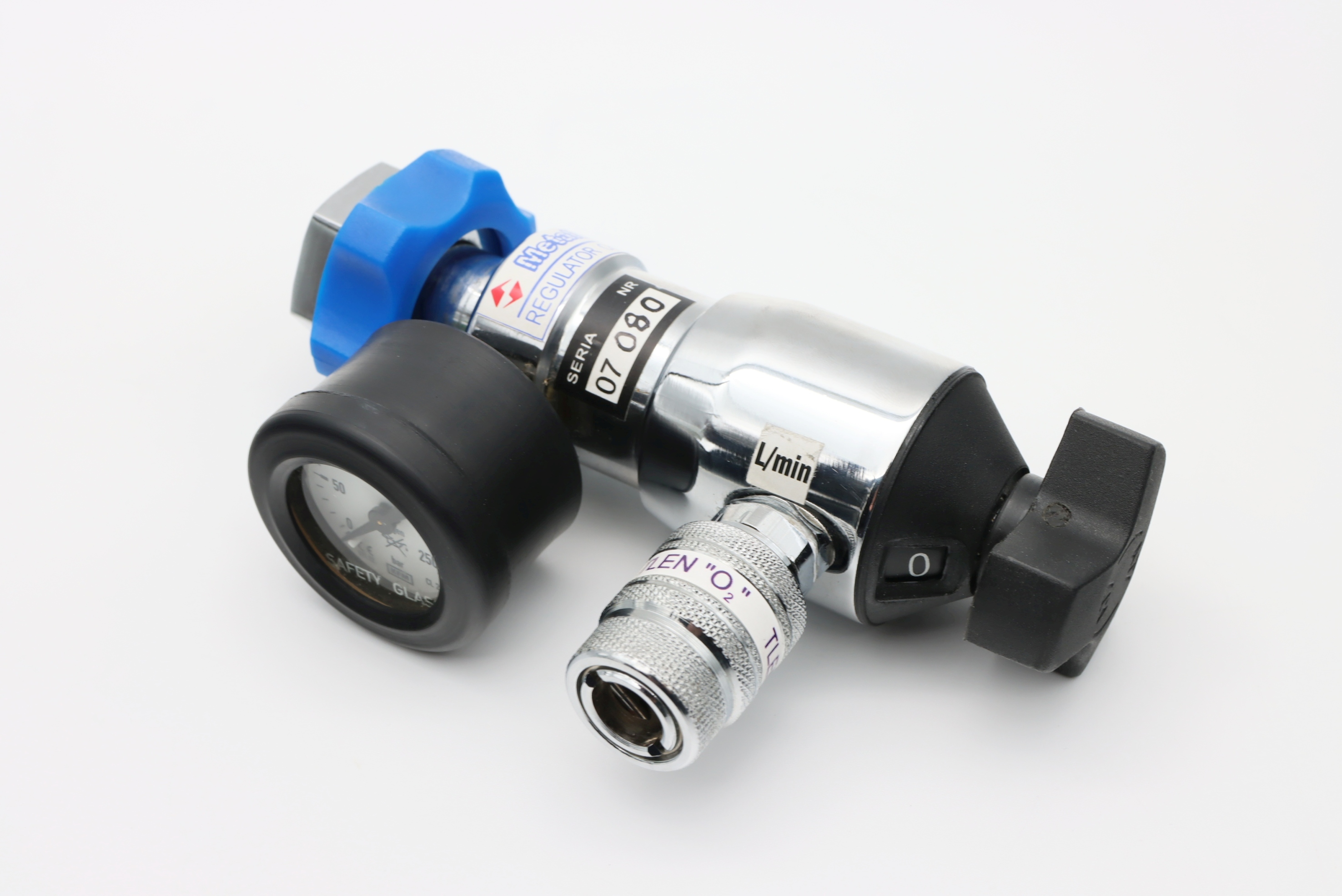 Reduktory tlenu, powietrza i innych gazów medycznych używane METALERG Typ Z-100.2.1.P - Praiston rekondycjonowane