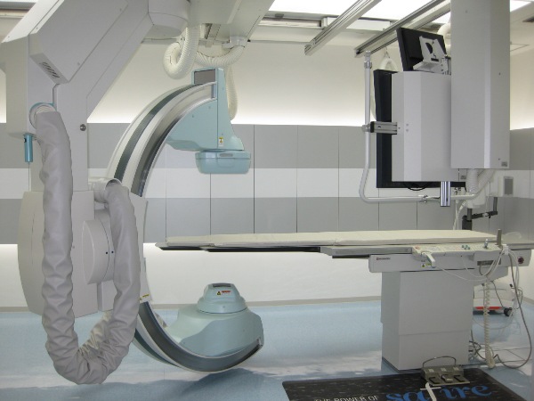 RTG do angiografii obwodowej Shimadzu Corporation Bransist Safire VC 17