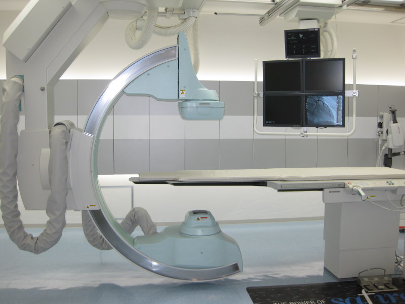 RTG do kardioangiografii Shimadzu Corporation Bransist Safire HC 9