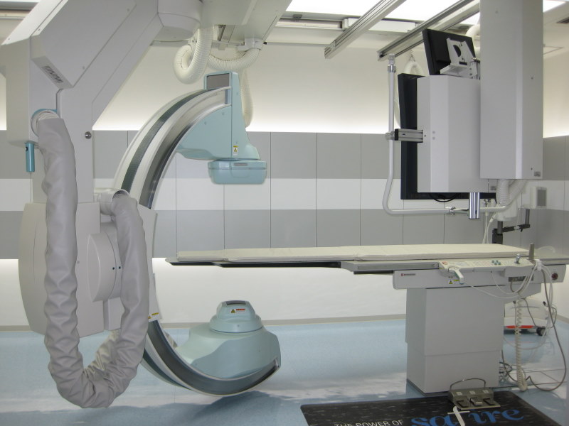RTG do kardioangiografii Shimadzu Corporation Bransist Safire HC 9
