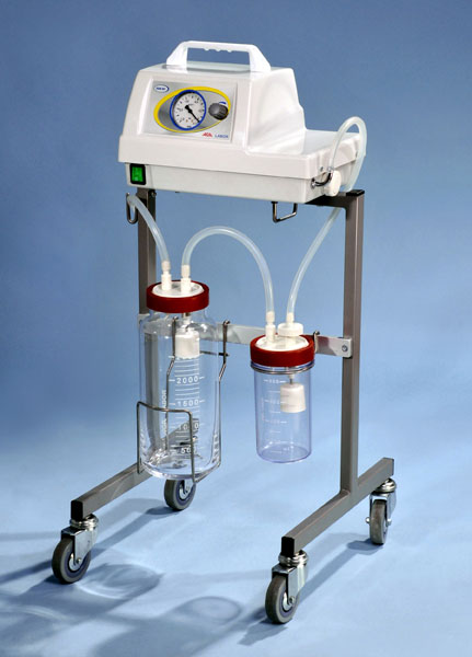 Ssaki elektryczne AGA Labor SU 1 na małym wózku