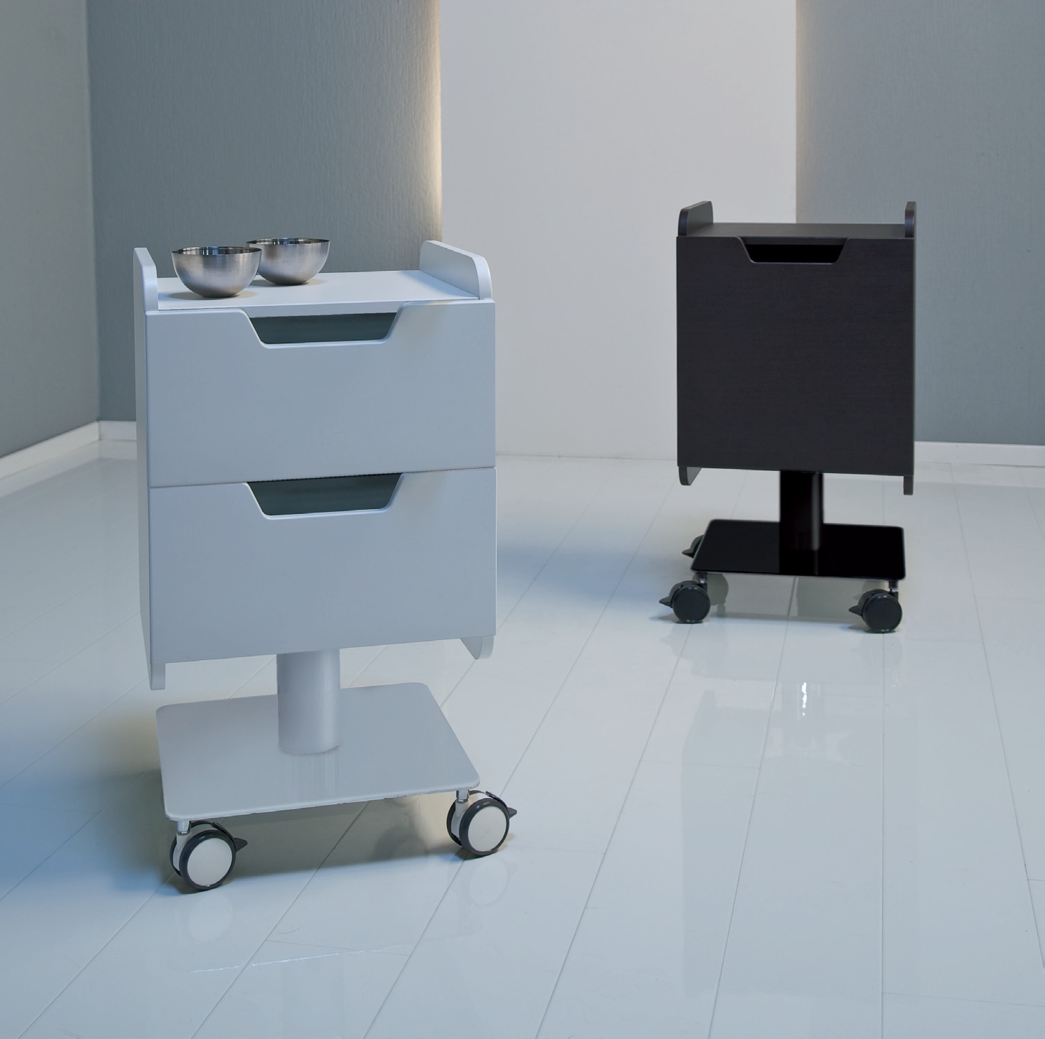 Stoliki kosmetyczne - asystory GHARIENI CUBE SELECT