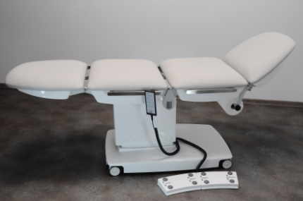 Stoły zabiegowe i do badań GOLEM 4S