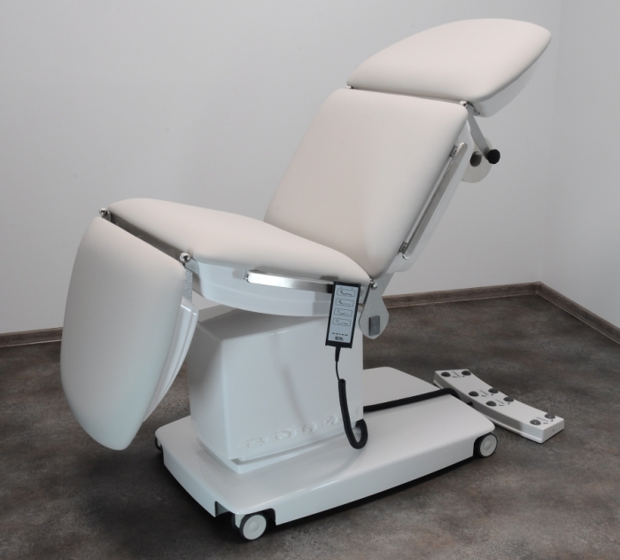 Stoły zabiegowe i do badań GOLEM 4S