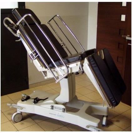 Stoły zabiegowe i do badań używane B/D Dol-med używane