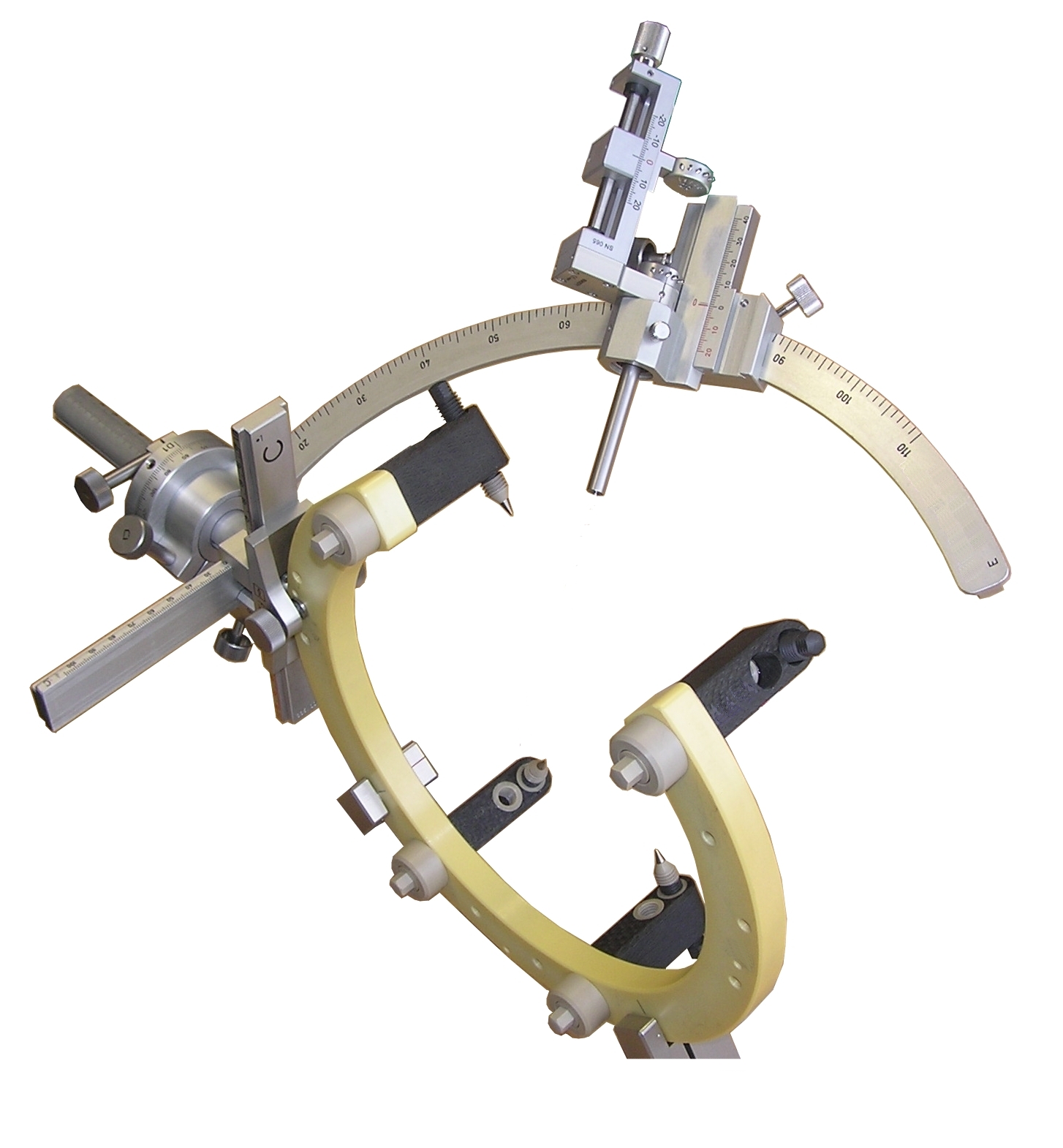 Systemy stereotaktyczne do neurochirurgii inomed Medizintechnik GmbH ZD