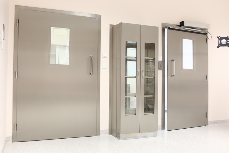 Szafy i szafki wnękowe do zabudowy na sale operacyjne WIBO-BT Szafy wnękowe WIBO-BT