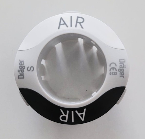 Tablice i punkty poboru gazów medycznych (kasetony) używane B/D REF G21870 / G34480 + REF G21880 / G34290