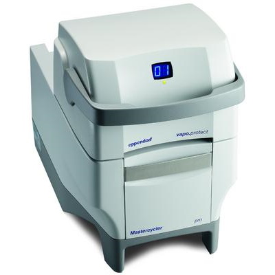 Termocyklery Eppendorf Mastercycler pro plus panel kontrolny