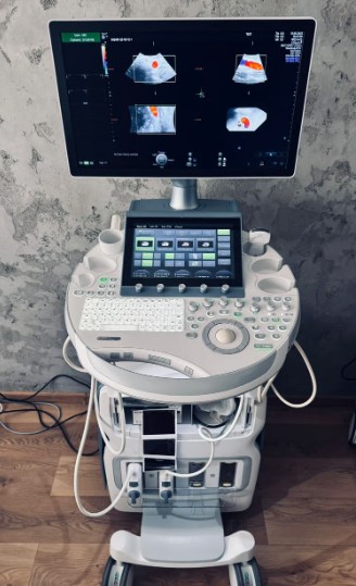 Ultrasonografy wielonarządowe używane b/d DrMedica używany- GE VOLUSON E8 